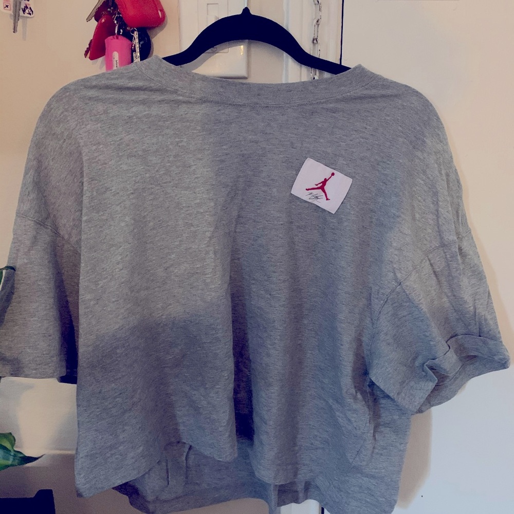Women’s grey Jordan brand oversized crop top